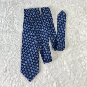 Vintage Pera 100% Silk Blue small white flower  Business Casual